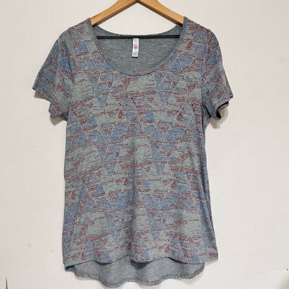 LuLaRoe Lynnae Top.  Size M   EUC